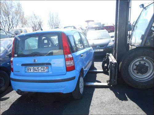 Left front steering knuckle FIAT PANDA (169_) 1.1 (169.AXA1A) | BP25663910M25 