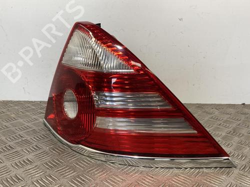 Used Right taillight FORD MONDEO III (B5Y) 2.0 16V TDDi / TDCi (115 hp) 25670231