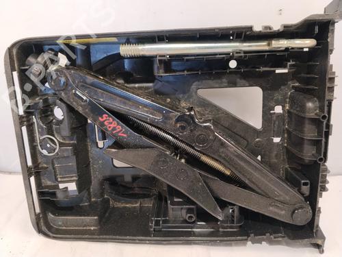 jack-kit-citroen-jumpy-iii-van-v_-2016-35812486 main image