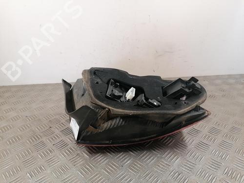 Right taillight PEUGEOT 407 (6D_) 2.0 HDi 135 (6DRHRH, 6DRHRE, 6DRHRG, 6DRHRJ) | BP25668269C35