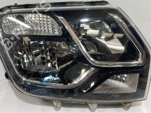 Used Right headlight DACIA DUSTER (HS_) 1.2 TCe 125 (125 hp) 27884341