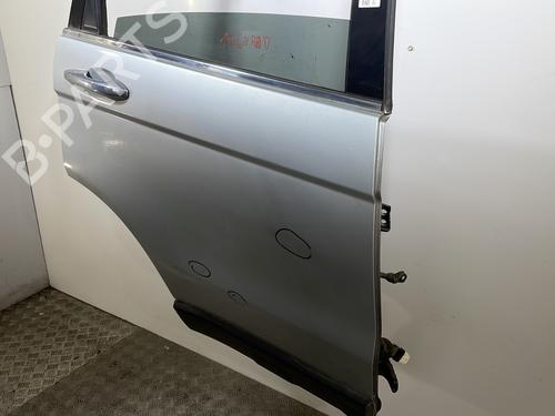 Used Right rear door Right rear door 25664216 25664216