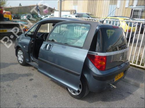 Left taillight PEUGEOT 1007 (KM_) 1.4 HDi | BP28490379C34 