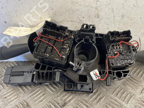 Used Steering column stalk Steering column stalk DACIA SANDERO II 1.5 Blue dCi 95 (B8JL) (95 hp) 25664654 25664654