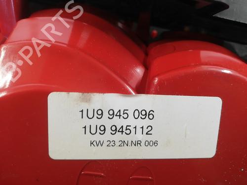 Used Right taillight Right taillight SKODA OCTAVIA I Combi (1U5) 1.9 TDI 4x4 (90 hp) 25664821 25664821