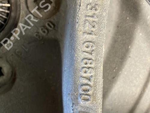 Used Right front steering knuckle Right front steering knuckle BMW X1 (E84) xDrive 18 d (143 hp) 25663124 25663124