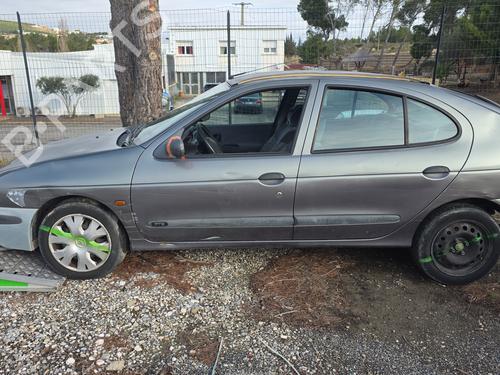 Used Parts RENAULT MEGANE I (BA0/1_)  1.4 16V (BA0D, BA1H, BA0W, BA10)  5007748