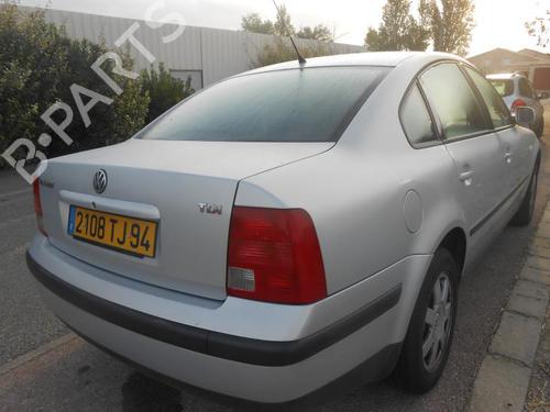 Right taillight VW PASSAT B5 (3B2) 1.9 TDI | BP25670988C35 