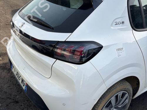 Used Right taillight PEUGEOT 208 II (UB_, UP_, UW_, UJ_) 1.2 PureTech 75 (75 hp) 29353642