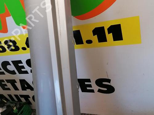 left-sideskirt-bmw-3-coupe-e92-2005-2006-2007-2008-2009-2010-2011-2012-2013-25668516 main image