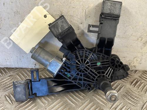 Used Rear wiper motor CITROËN C4 Picasso II 1.6 HDi / BlueHDi 115 (115 hp) 25662107