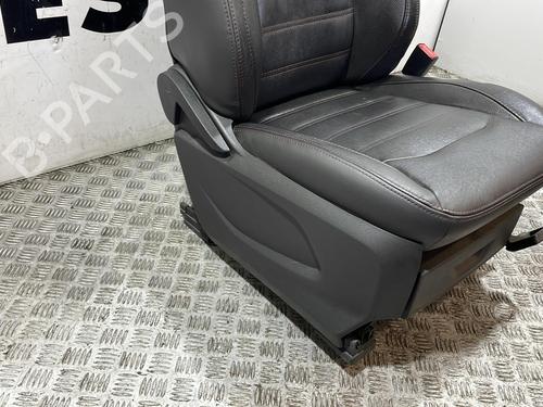 Used Right front seat FORD ECOSPORT 1.0 EcoBoost (125 hp) 25665984