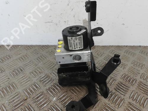Used ABS pump RENAULT SCÉNIC III (JZ0/1_) 1.5 dCi (110 hp) 25670083