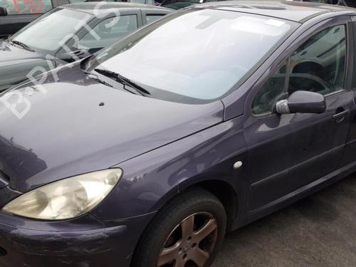 Fuse box PEUGEOT 307 (3A/C) 2.0 HDi 110 | BP25670582E1 