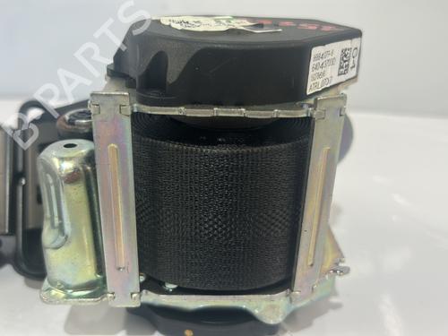 front-right-seatbelt-renault-clio-v-b7_-2019-27681927 main image