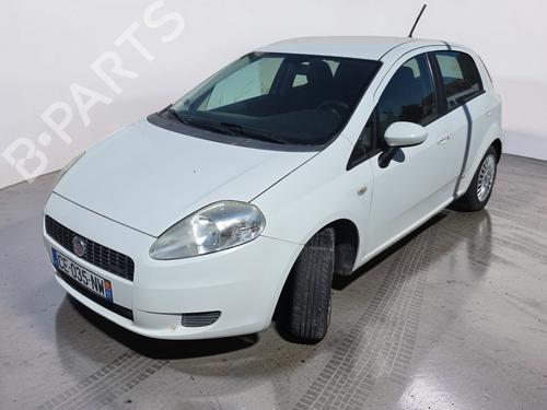 Used Rear right seatbelt Rear right seatbelt FIAT GRANDE PUNTO (199_) [2005-2026] 33539802 33539802