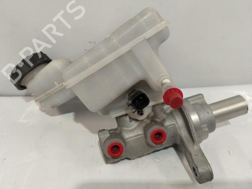 Used Brake master cylinder Brake master cylinder FORD FIESTA VII (HJ, HF) 1.0 EcoBoost (101 hp) 34707062 34707062