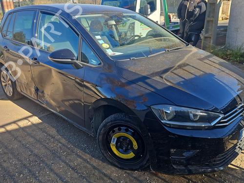 Guarda-lamas direito VW GOLF SPORTSVAN VII (AM1, AN1) 1.6 TDI (110 hp) 30708625