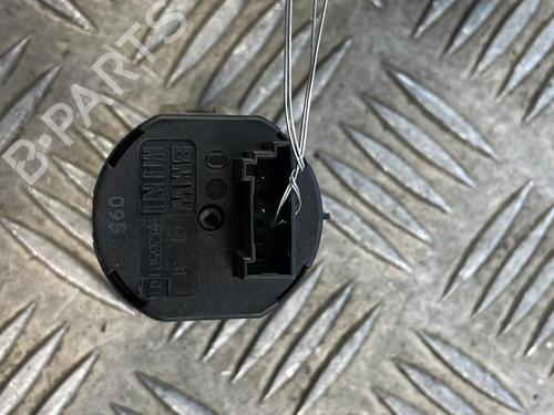 switch-bmw-1-f20-2011-2012-2013-2014-2015-2016-2017-2018-2019-25662979 main image