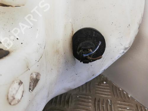 Used Windscreen washer tank MERCEDES-BENZ SPRINTER 3,5-t Van (B906) 313 CDI (906.631, 906.633, 906.635, 906.637) (129 hp) 25670110