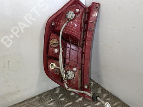 Used Right taillight Right taillight 25662060 25662060