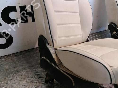 Used Right front seat FIAT 500 C (312_) 1.3 D Multijet (312CXE1A, 312AXE1A) (95 hp) 25663363