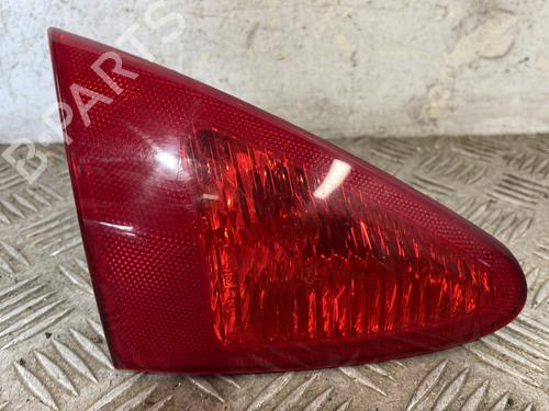Used Left tailgate light ALFA ROMEO 147 (937_) 1.6 16V T.SPARK (937.AXA1A, 937.AXB1A, 937.BXB1A) (120 hp) 25664323