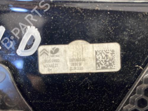 Rear bumper right light CITROËN C4 III (BA_, BB_, BC_) 1.2 PureTech 130 (BAHNSA, BAHNSB) | BP25666674C82 