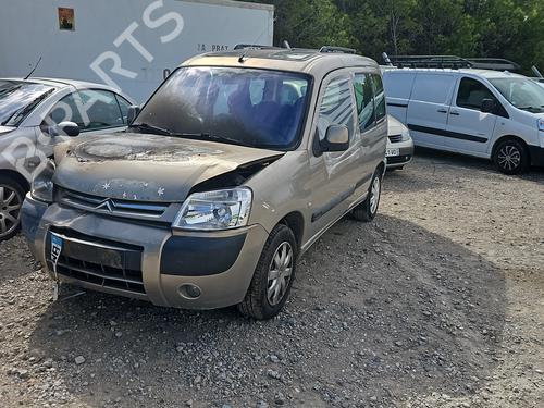 Højre baglygte CITROËN BERLINGO / BERLINGO FIRST Box Body/MPV (M_) 2.0 HDI 90 (MBRHY, MCRHY) | BP28570337C35