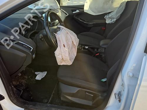 Radio FORD FOCUS III Turnier 1.0 EcoBoost | BP30793286E6