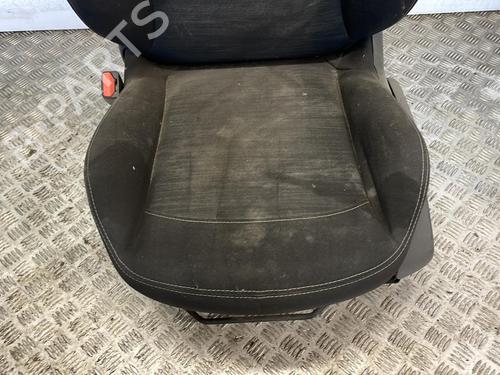 Used Left front seat Left front seat PEUGEOT 208 I (CA_, CC_) 1.6 HDi (92 hp) 25663926 25663926