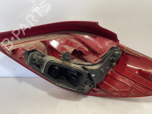 Farolim esquerdo Farolim esquerdo PEUGEOT 207 (WA_, WC_) 1.4 (73 hp) 28423655 28423655