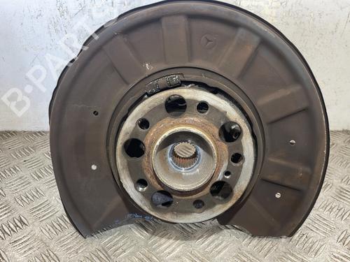 Used Left rear steering knuckle MERCEDES-BENZ E-CLASS (W212) E 220 CDI / BlueTEC (212.001, 212.002) (170 hp) 25664495