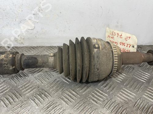 Right front driveshaft TOYOTA COROLLA Verso (ZER_, ZZE12_, R1_) 2.2 D-4D (AUR10_, AUR10R) | BP25664713M39 