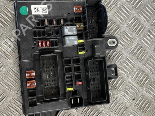 Fuse box OPEL INSIGNIA A (G09) 2.0 CDTI (68) | BP25665557E1 