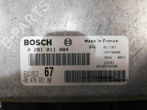 engine-control-unit-ecu-volvo-v40-hatchback-525-2012-2013-2014-2015-2016-2017-2018-2019-25662512 main image