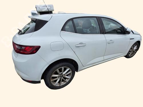 bagaksel-renault-megane-iv-hatchback-b9amn_-2015-37240634 main image