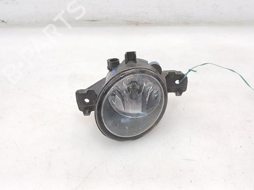 Used Right front fog light Right front fog light 37031097 37031097