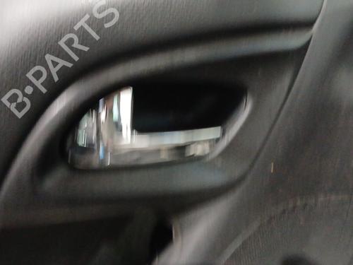 Venstre foran invendig håndtak Venstre foran invendig håndtak CITROËN C3 II (SC_) 1.6 VTi 120 (120 hp) 33704320 33704320