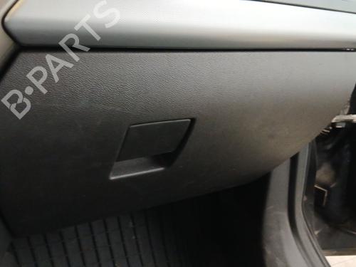 Used Glove box Glove box 38732793 38732793