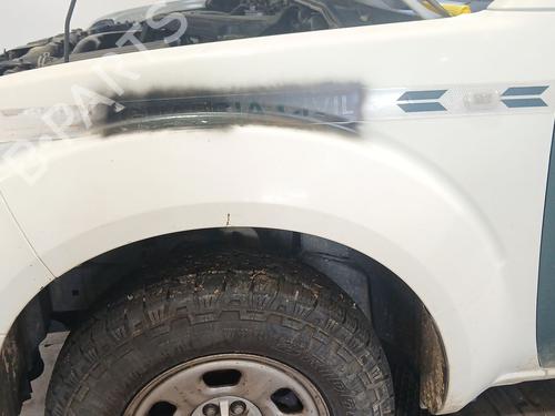 Used Left front fenders Left front fenders 39134911 39134911