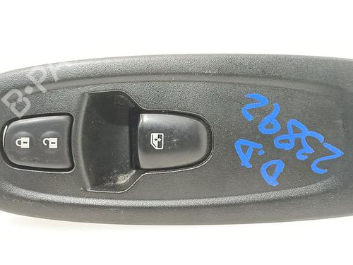 Right front window switch RENAULT KADJAR (HA_, HL_) 1.2 TCe 130 (HLMR) | BP31307996I26