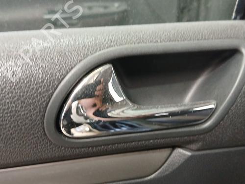 Venstre bak invendig håndtak VW GOLF V (1K1) 1.9 TDI (105 hp) 30872835