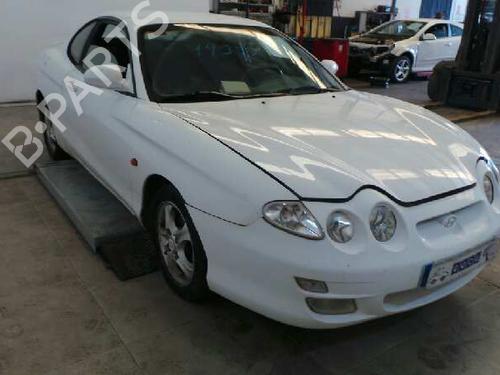 Left headlight HYUNDAI COUPE I (RD)  | BP3136706C28 