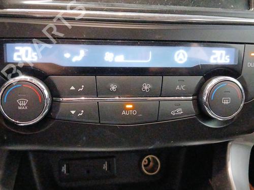 Used Climate control RENAULT KADJAR (HA_, HL_) 1.6 dCi 130 (HLA4) (130 hp) 26277853