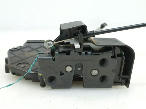 Used Rear left lock VOLVO XC70 II (136) D5 AWD (185 hp) 31131516