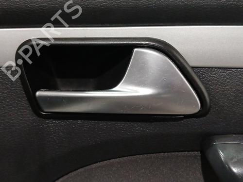 Højre fortil invendig håndtag Højre fortil invendig håndtag VW TOURAN (1T3) 1.6 TDI (105 hp) 34274941 34274941