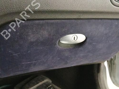 Handskerum Handskerum PEUGEOT 206 Hatchback (2A/C) 1.4 HDi eco 70 (68 hp) 34369900 34369900