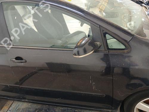 Used Right front door Right front door 38747856 38747856