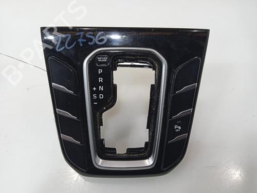 Used Switch HYUNDAI IONIQ (AE) 1.6 GDI Hybrid (105 hp) 19695565